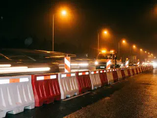 RTA-approved water-filled plastic traffic barriers, UAE